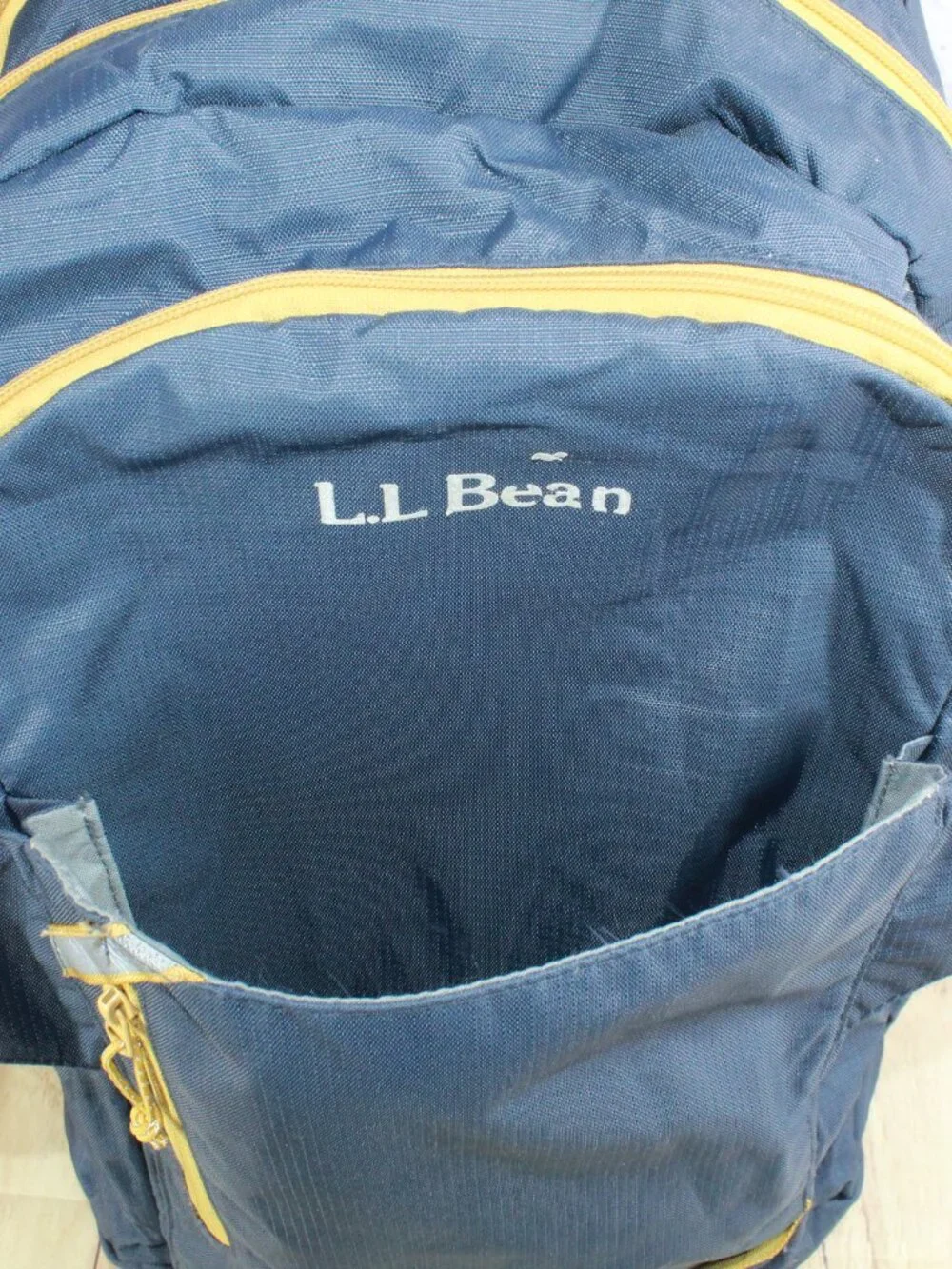 READ–LL Bean Unisex Adult Comfort Carry Portable Locker Pack 42L Backpack Hiking